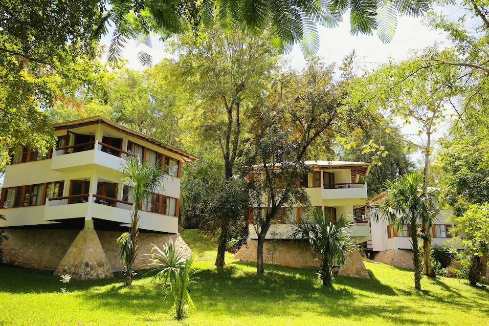 Villa Maya Флорес Экстерьер фото