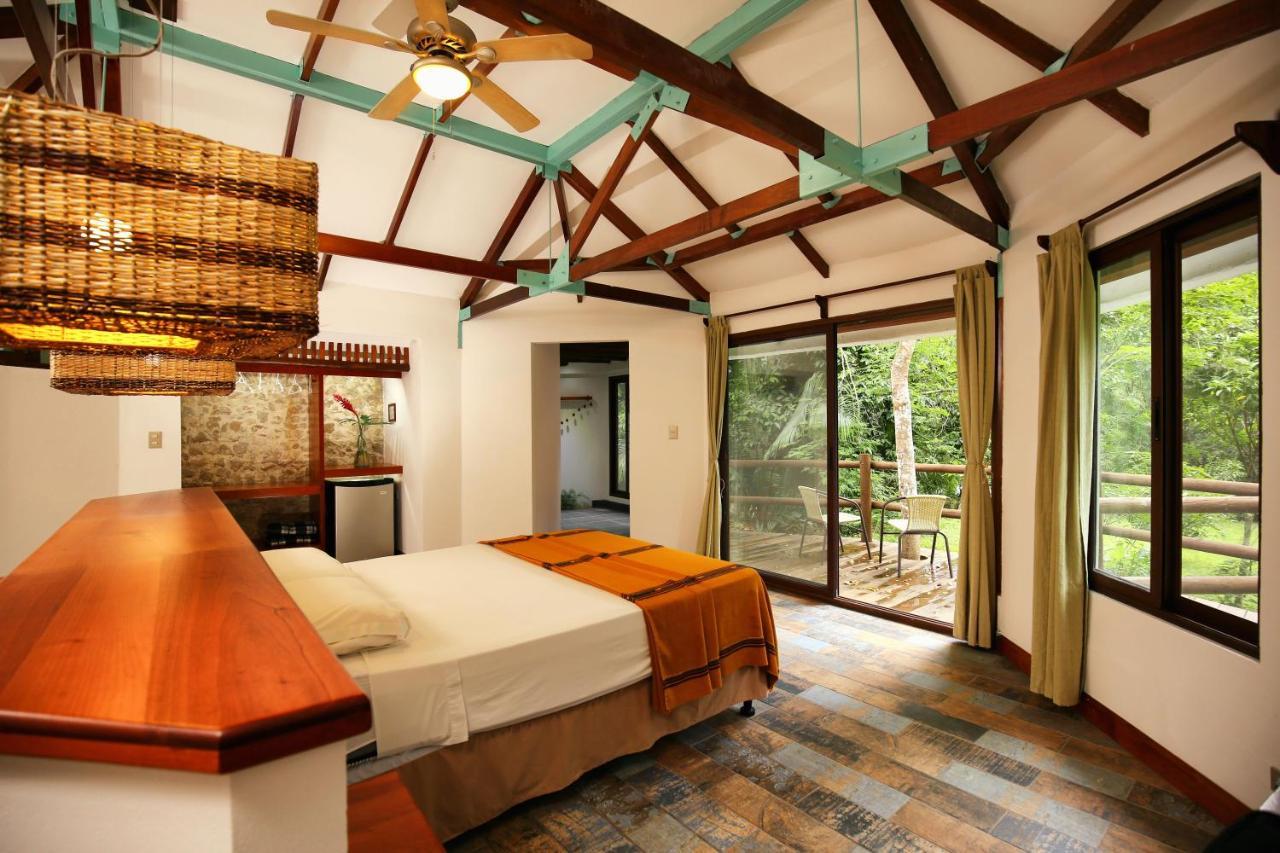 Villa Maya Флорес Экстерьер фото