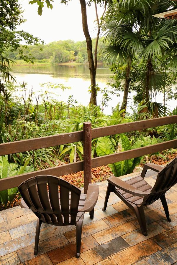Villa Maya Флорес Экстерьер фото