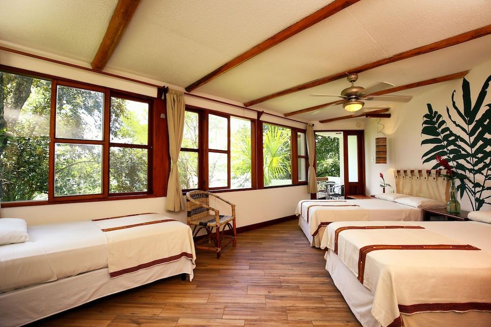 Villa Maya Флорес Экстерьер фото