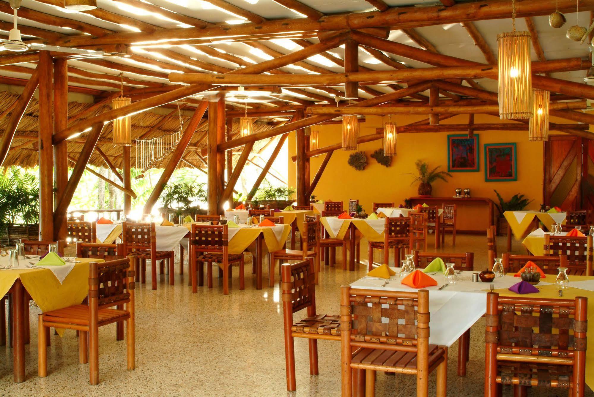 Villa Maya Флорес Экстерьер фото